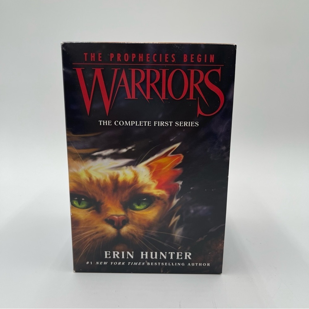 Warriors The Prophecy Box Set: Volumes 1 to 6: The Complete First Series - Picture 3 of 7